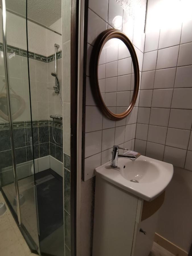 Chez Gilles Math Apartment Saint-Martin-de-Bromes Ngoại thất bức ảnh